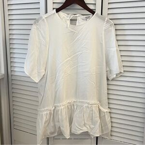 Crosby by Mollie Burch white ruffle top. Size Large.
